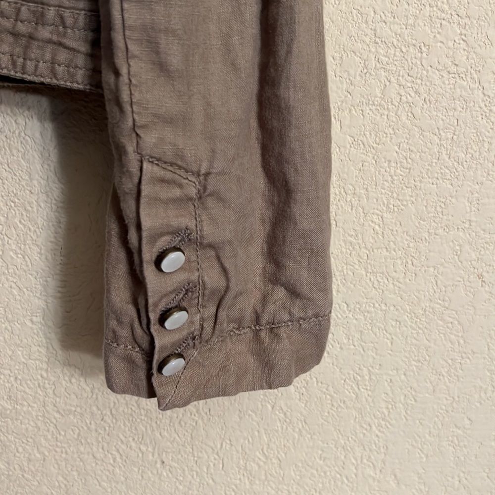 Linen Ruffle Jacket - Picture 8 of 11